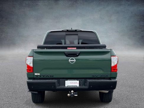 Used 2024 Nissan Titan SV w/ SV Bronze Edition Package AWD/4WD image 3
