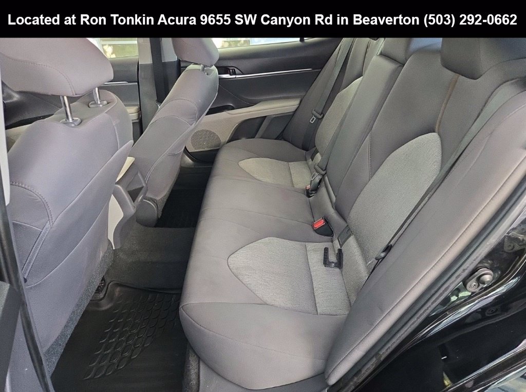 Used 2020 Toyota Camry LE FWD image 9