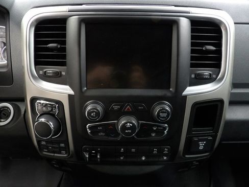 Used 2017 RAM 1500 Big Horn AWD/4WD image 42