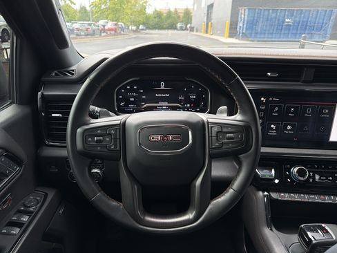 Used 2024 GMC Sierra 1500 AT4 w/ Technology Package AWD/4WD image 87