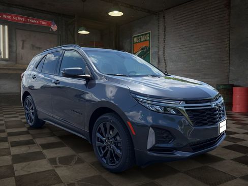 Certified 2022 Chevrolet Equinox RS w/ RS Leather Package FWD image 7