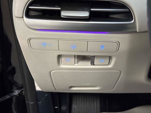 Used 2024 Hyundai Palisade Calligraphy image 30