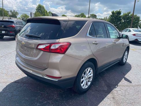 Used 2018 Chevrolet Equinox LT FWD image 4