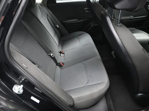 Certified 2025 Kia K4 FWD image 33