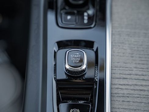 New 2026 Volvo XC60 B5 Plus w/ Protection Package Premier image 23