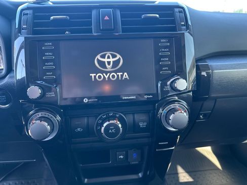 Used 2024 Toyota 4Runner TRD Off-Road Premium w/ Off Road Premium Plus Package image 17