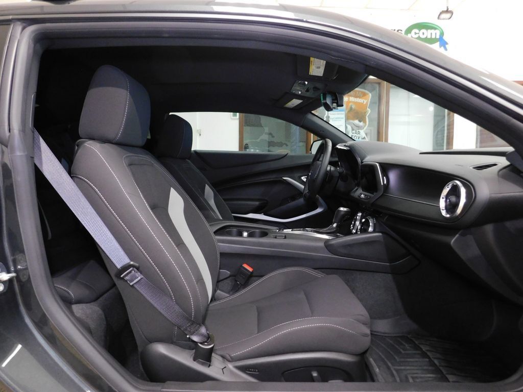 Used 2018 Chevrolet Camaro SS RWD image 69