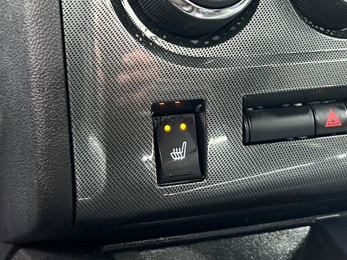 Used 2013 Dodge Challenger SXT Plus image 19