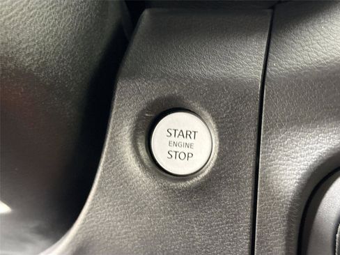 Used 2022 Nissan Frontier Pro-X image 22