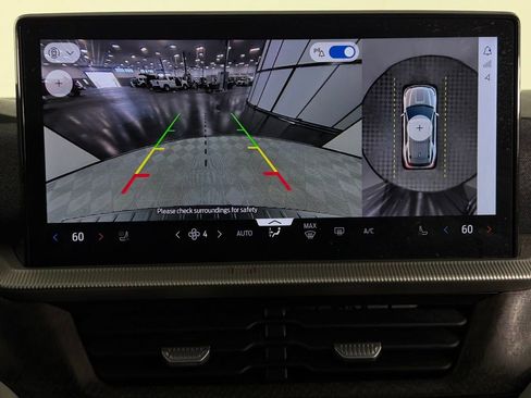 Used 2025 Ford Explorer Platinum w/ Ultimate Package image 20