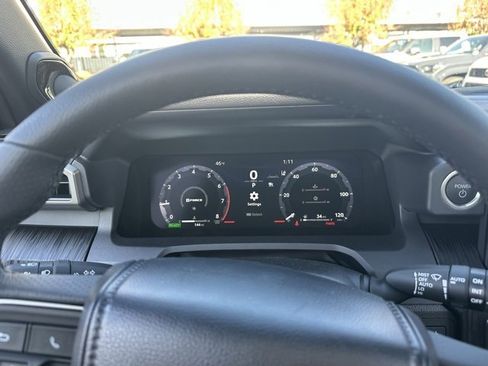 New 2025 Toyota 4Runner 4WD image 15