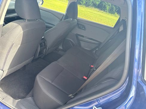 Used 2023 Nissan Rogue S FWD image 7