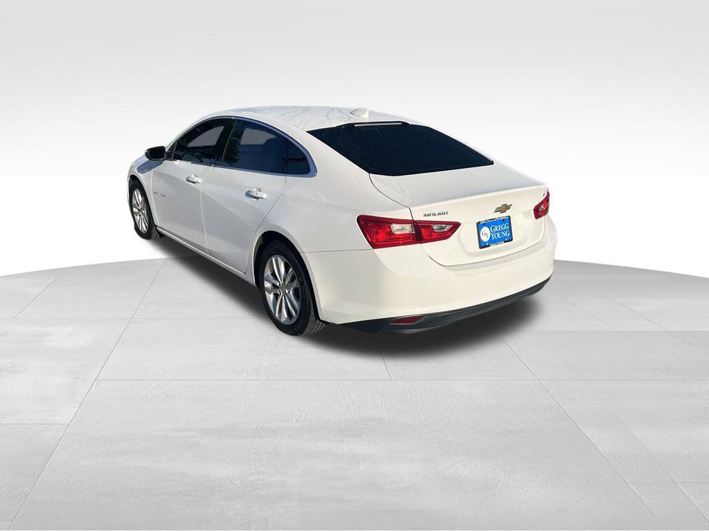 Used 2018 Chevrolet Malibu LT FWD image 4