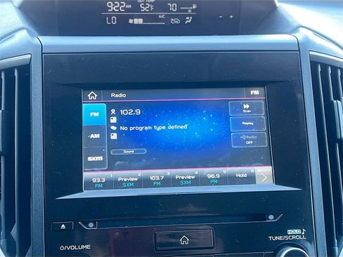 Used 2023 Subaru Crosstrek 2.0i Premium image 14