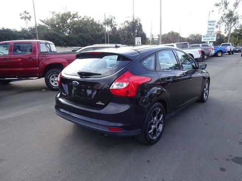 Used 2014 Ford Focus SE w/ Equipment Group 201A image 5