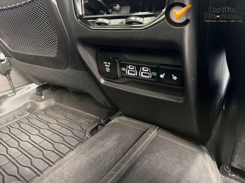 Certified 2022 Jeep Grand Cherokee Trailhawk w/ Advanced Protech Group II AWD/4WD image 33