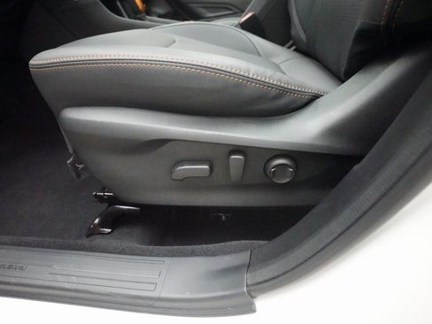 Used 2025 Subaru Forester Wilderness w/ Convenience Package image 30