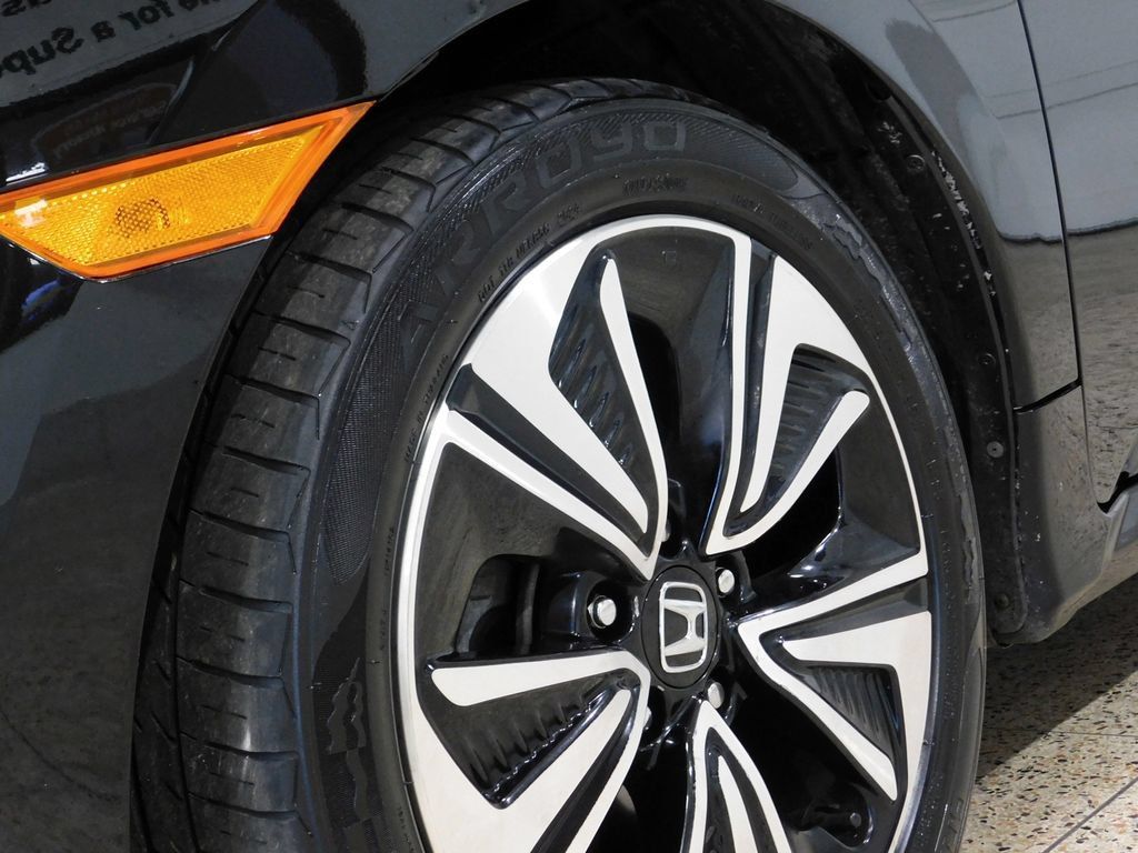 Used 2017 Honda Civic EX-T image 18