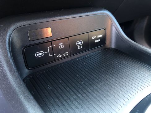Certified 2025 Hyundai Kona SEL AWD/4WD image 13