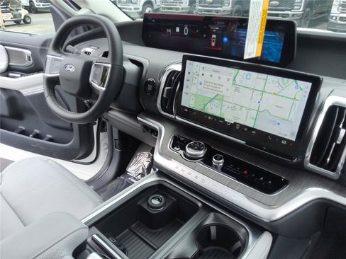 New 2026 Ford Expedition Max Platinum w/ Platinum Ultimate Package AWD/4WD image 29