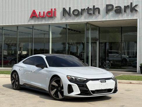 Used 2023 Audi e-tron GT Prestige w/ Prestige Package AWD/4WD image 11