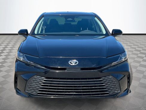 Used 2025 Toyota Camry LE FWD image 2