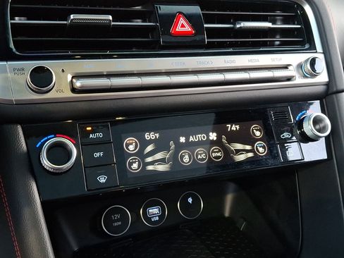 Certified 2024 Genesis G70 2.5T w/ Sport Prestige Package AWD/4WD image 18