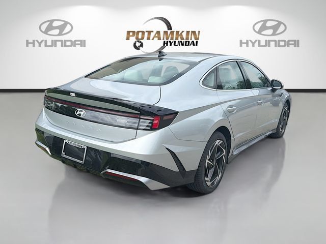 New 2026 Hyundai Sonata SEL FWD image 5