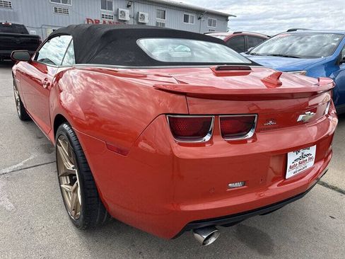 Used 2013 Chevrolet Camaro LT RWD image 10