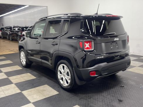 Used 2019 Jeep Renegade Limited w/ UConnect 8.4 Nav Group AWD/4WD image 15