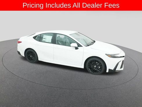 New 2026 Toyota Camry SE FWD image 12