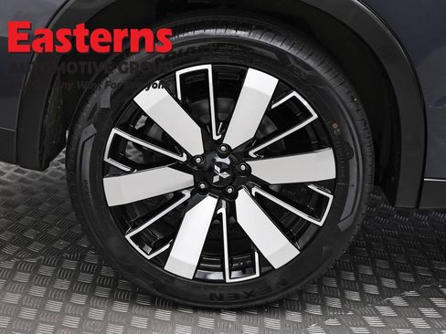 Used 2025 Mitsubishi Outlander SE AWD/4WD image 31