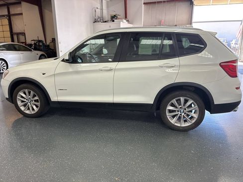 Used 2016 BMW X3 xDrive28i w/ Driver Assistance Package AWD/4WD image 7