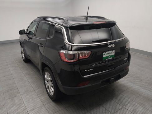 Used 2023 Jeep Compass Latitude AWD/4WD image 5