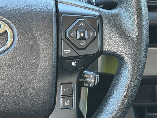 Used 2020 Toyota Tacoma SR w/ SR Convenience Package RWD image 13