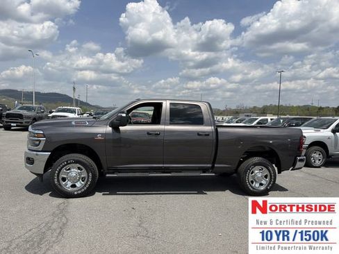 New 2026 RAM 2500 Tradesman AWD/4WD image 10