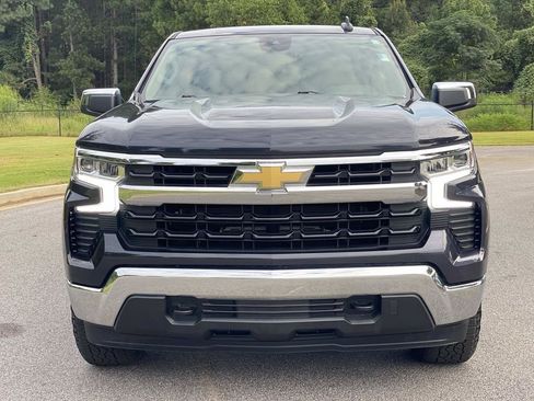 Used 2023 Chevrolet Silverado 1500 LT AWD/4WD image 11