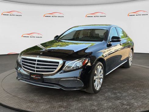 Used 2017 Mercedes-Benz E 300 4MATIC w/ Premium 1 Package image 1