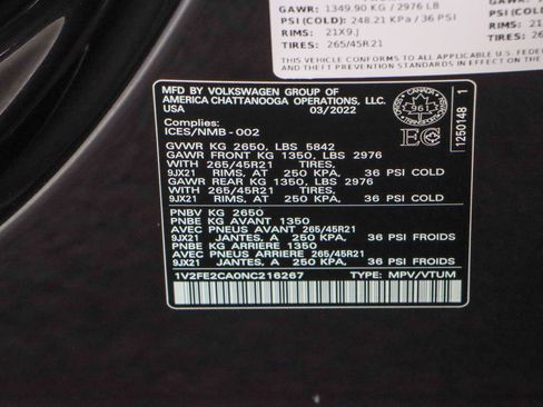 Used 2022 Volkswagen Atlas Cross Sport SEL Premium R-Line image 34