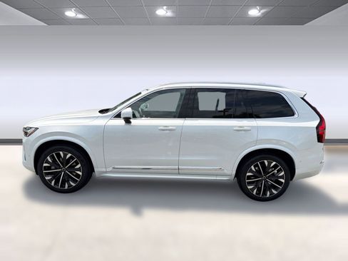 Certified 2025 Volvo XC90 B6 Plus AWD/4WD image 2