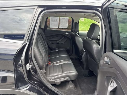 Used 2019 Ford Escape Titanium AWD/4WD image 12