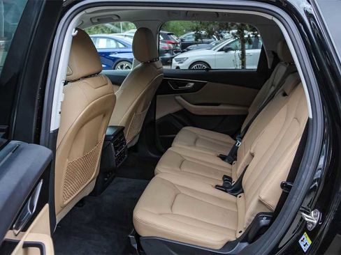 Used 2023 Audi Q7 2.0T Premium Plus w/ Premium Plus Package image 17