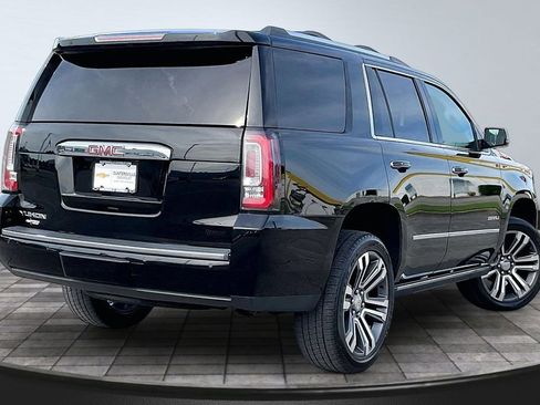 Used 2020 GMC Yukon Denali w/ Denali Premium Package AWD/4WD image 2