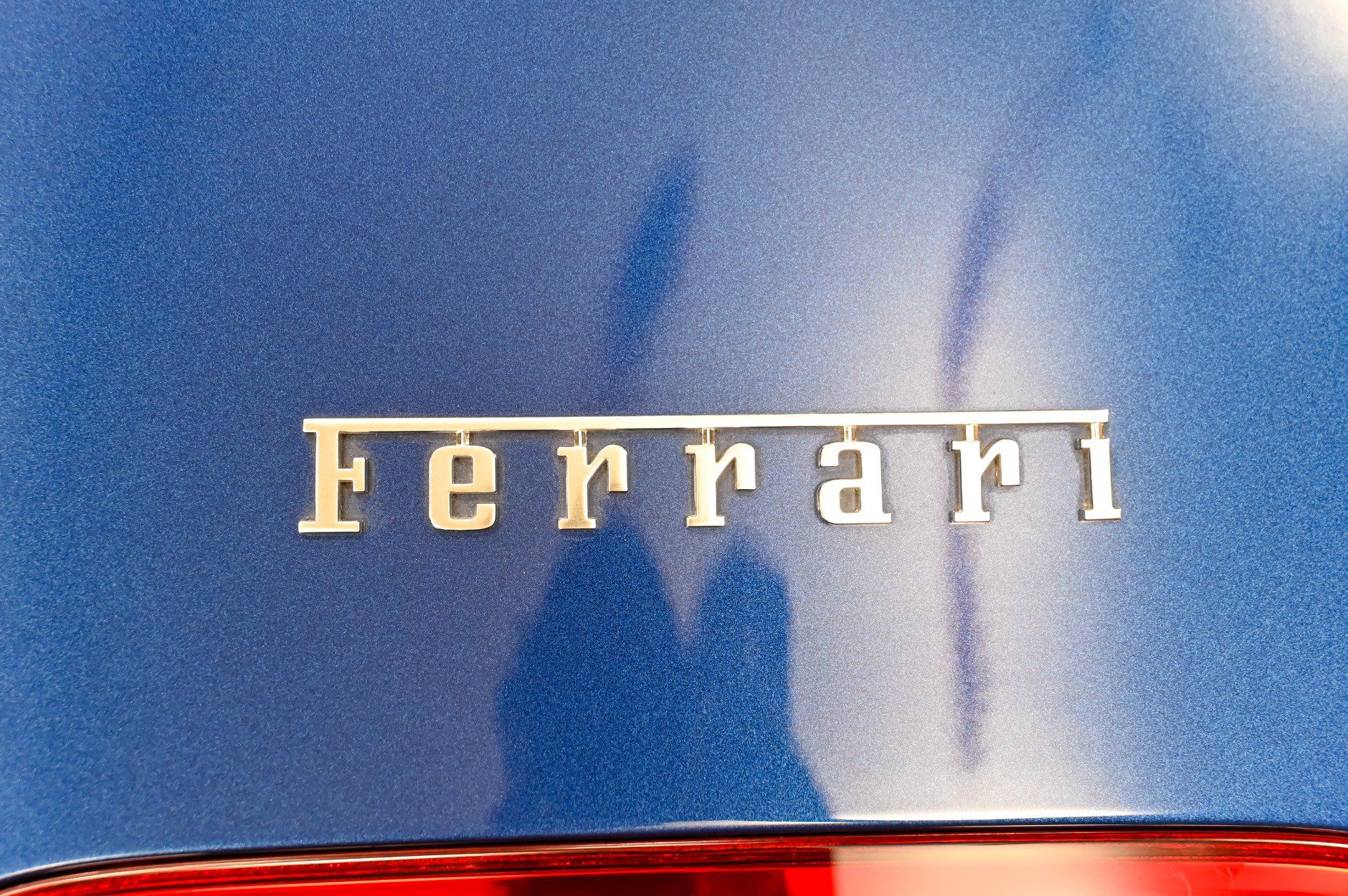 Used 2019 Ferrari Portofino RWD image 26