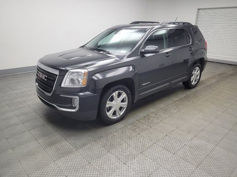 Used 2017 GMC Terrain SLE w/ Convenience Package FWD image 2