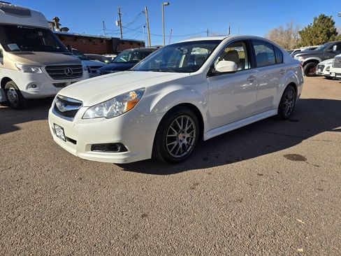 Used 2011 Subaru Legacy 3.6R Limited w/ Appearance Package 1H image 3