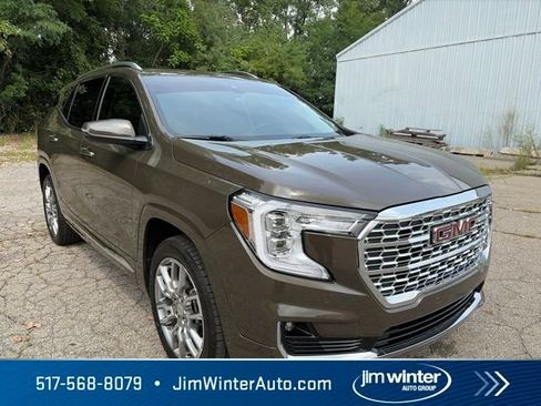 Certified 2023 GMC Terrain Denali w/ LPO, Floor Liner Package AWD/4WD image 6