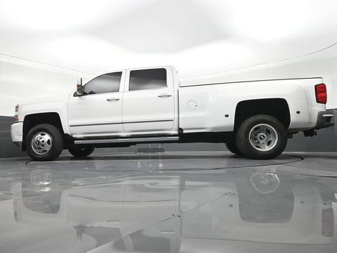 Used 2019 Chevrolet Silverado 3500 High Country w/ Duramax Plus Package AWD/4WD image 26