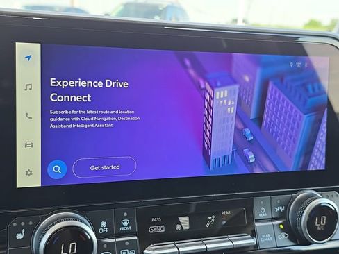 New 2025 Toyota Highlander XLE image 23