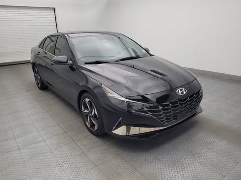 Used 2021 Hyundai Elantra SEL w/ Convenience + Premium Package FWD image 13